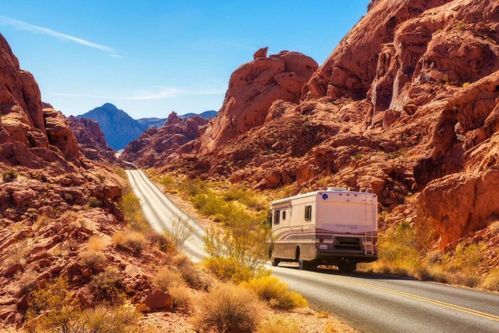 Handling the hills while driving your RV