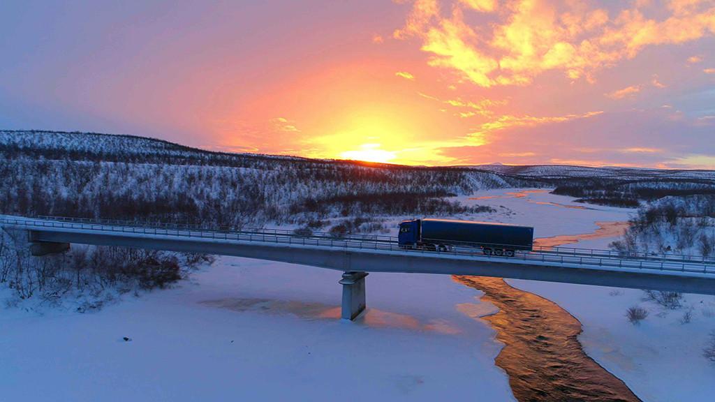 Beware bridges and hills in the winter